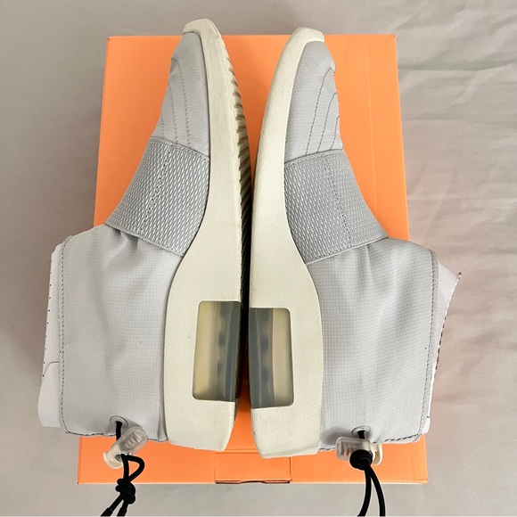 Nike Air Fear Of God Moccasin Pure Platinum / Black-Sail Men’s 6.5 Women’s 8 - Picture 3 of 9
